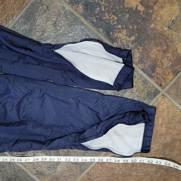 Vintage FILA Track Suit Nylon Polyester Spellout both top & pants - Picture 10 of 10